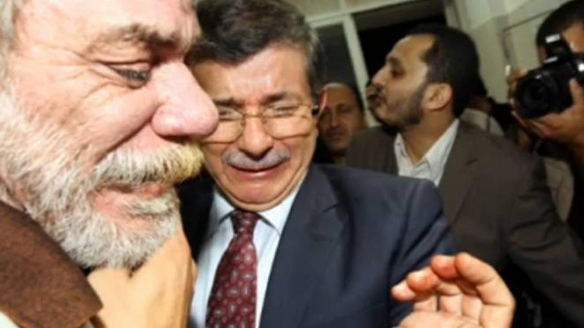 ministrul de externe turc plange suferinta unui tata palestinian i a smuls lacrimile