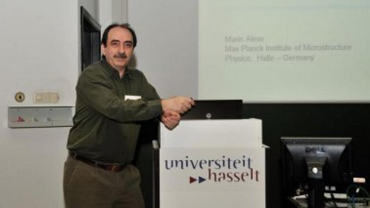 romanul care detine cheia viitorului cunoasterea te face sa te simti ca un yankeu la curtea regelui