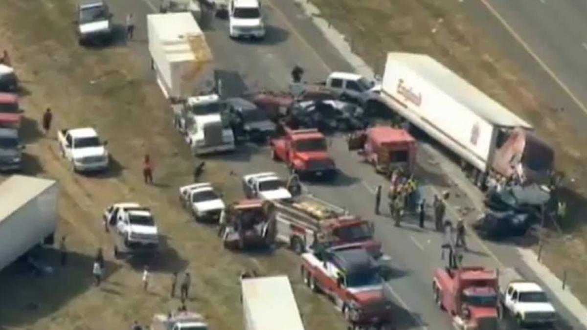 thanksgiving negru pe o autostrada din sua 2 morti si peste 50 de raniti intr un ambuteiaj de
