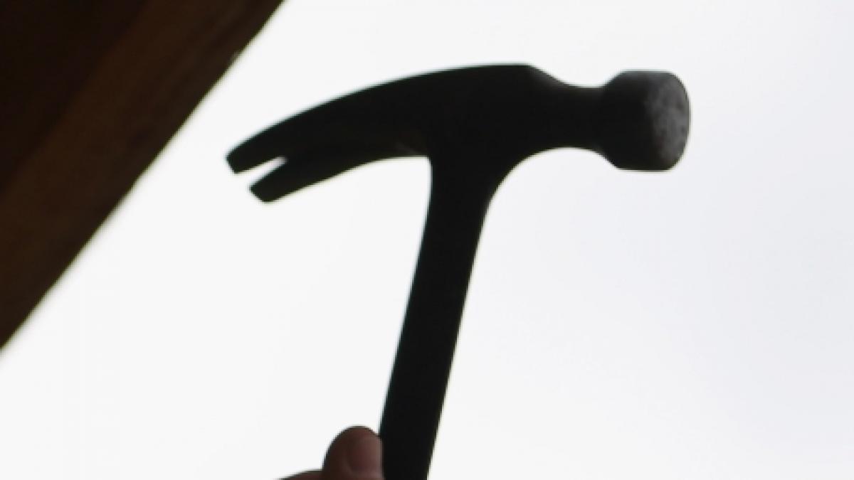 incendiu intr o cladire a departamentului de stat din washington patru oameni au fost raniti