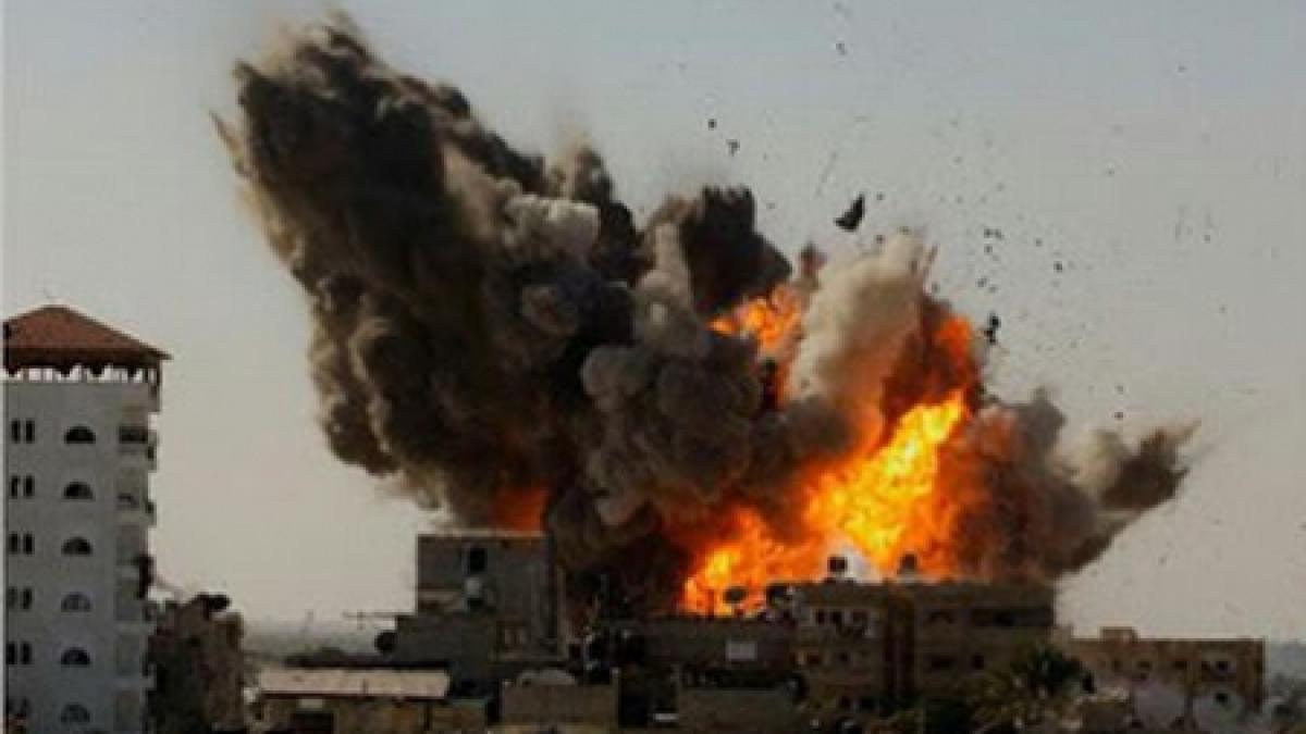 un avion sirian a bombardat un sat in apropiere de frontiera turca