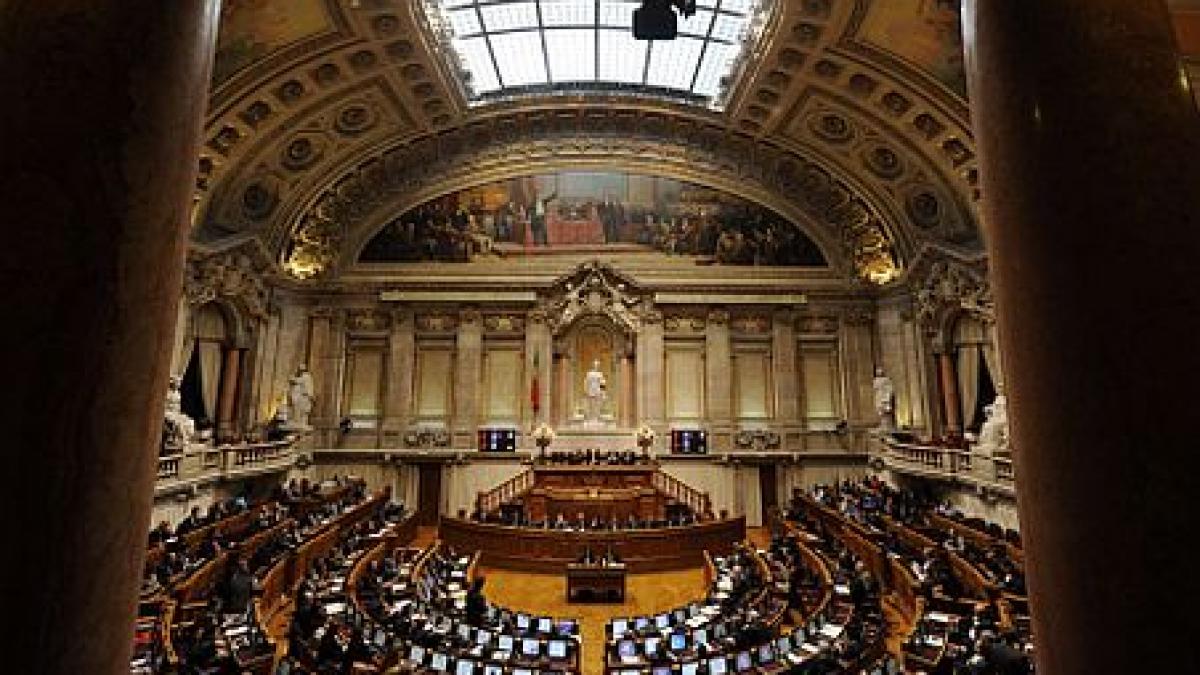 buget de austeritate fara precedent pentru anul 2013 parlamentul din portugalia a adoptat noul