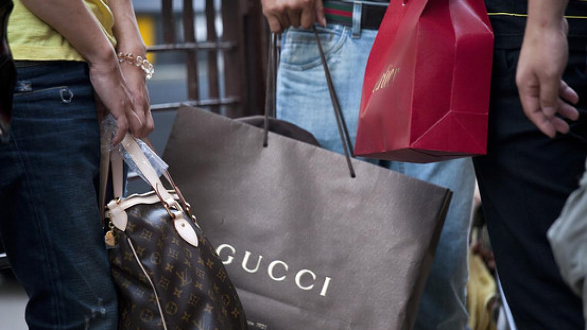 sua si ue spun stop fake urilor chanel si gucci 132 de site uri de internet inclusiv romanesti