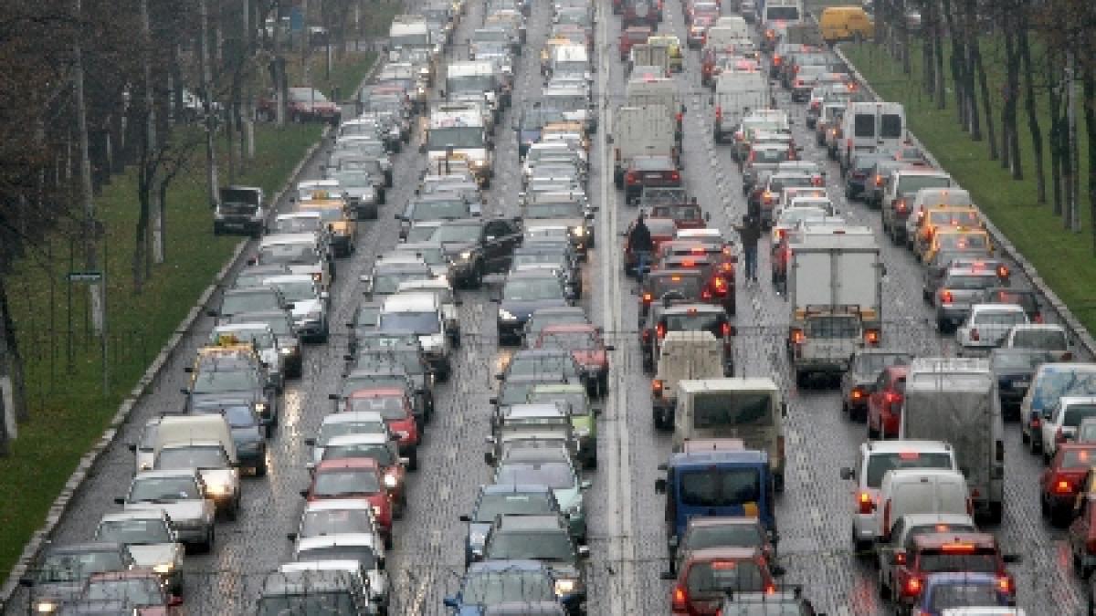 vesti proaste soferii vor plati mai mult dar traficul din bucuresti va fi decongestionat
