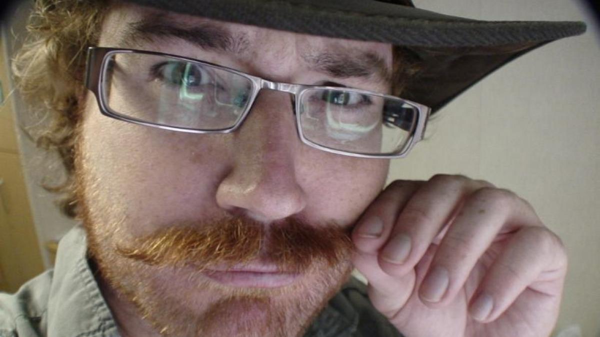 omul pentru care viata este o aventura a calatorit in toate tarile de pe pamant fara sa foloseasca