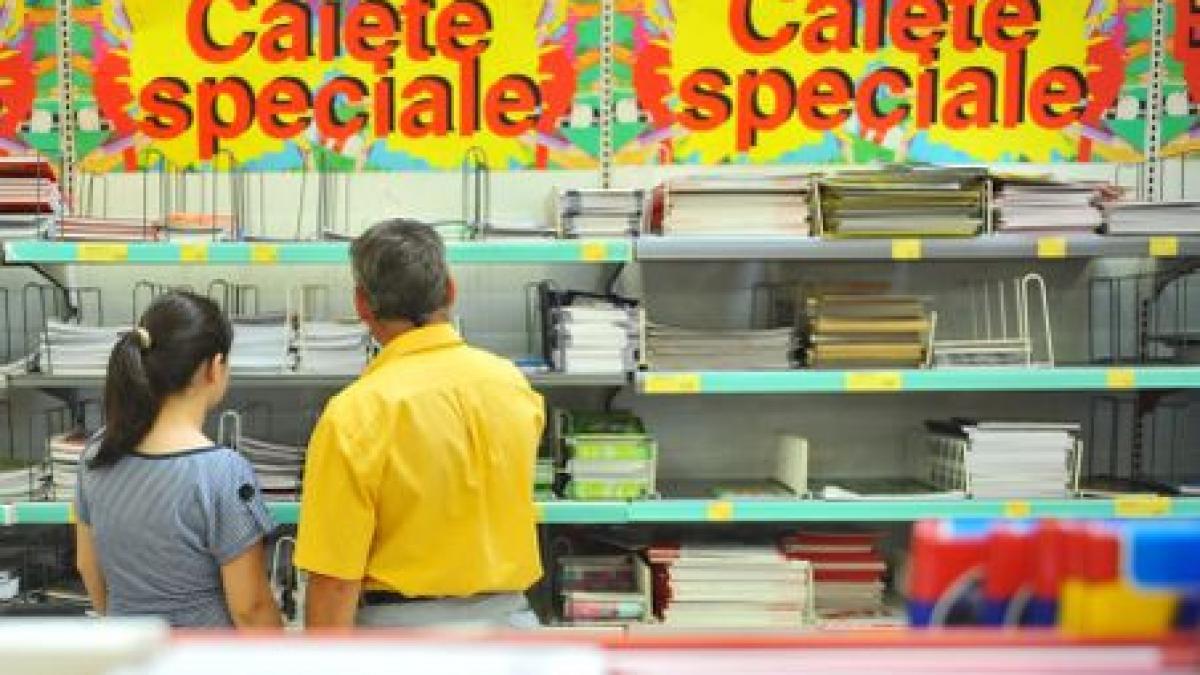 afaceri cu caietele elevilor invatatoarele castiga 40 comision din banii pe care ii impart cu