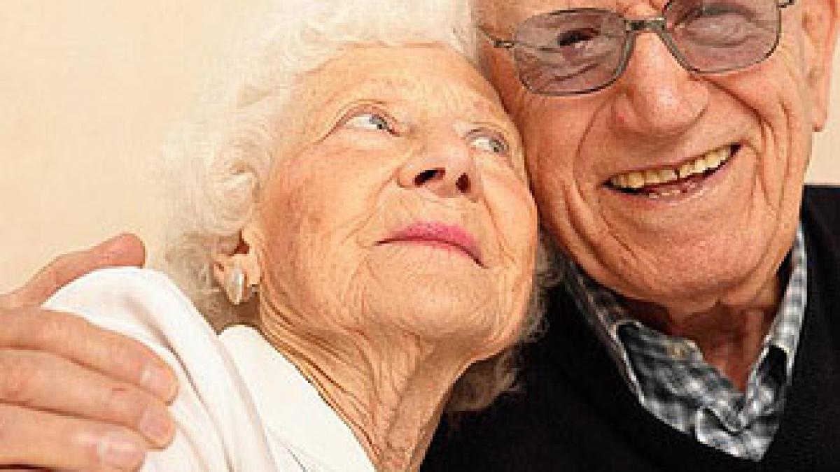 care este speranta de viata a romanilor