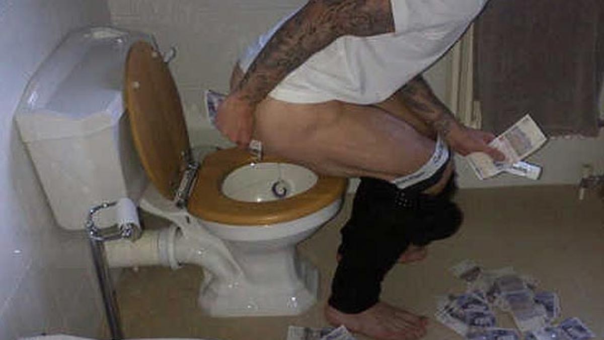 cea mai penibila aparitie a unui fotbalist s a sters la fund cu o bancnota de 20 de lire