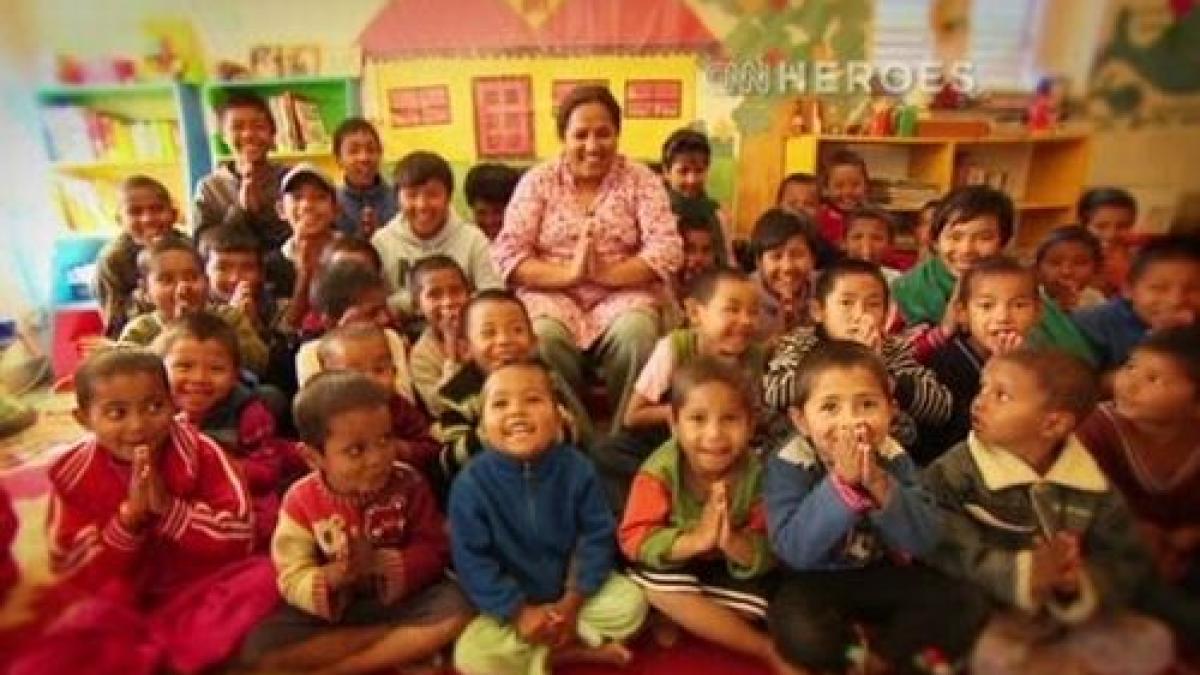 eroul anului 2012 femeia care a descoperit adevarata fericire ea scoate copiii din inchisori si le