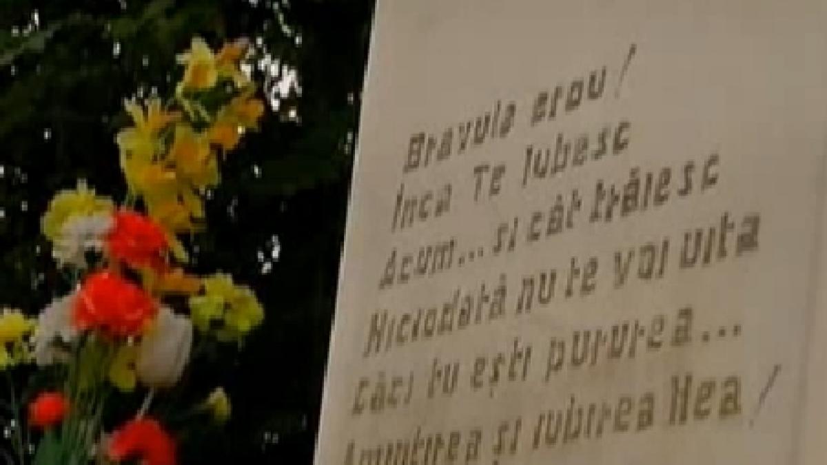 in premiera copilul eroului meu afla povestea celor care stiu ce inseamna sa iti vezi tatal plecand
