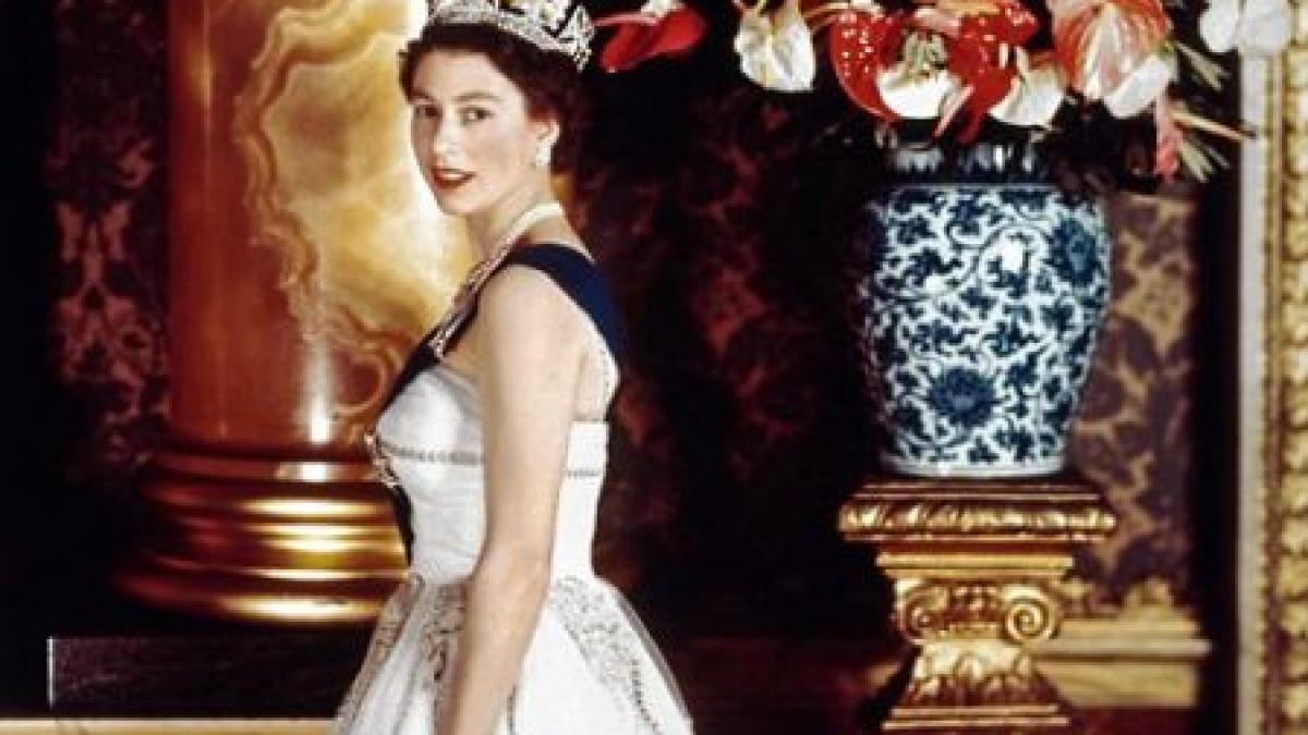 viata privata a reginei elisabeta a ii a vezi aici fotografii de exceptie