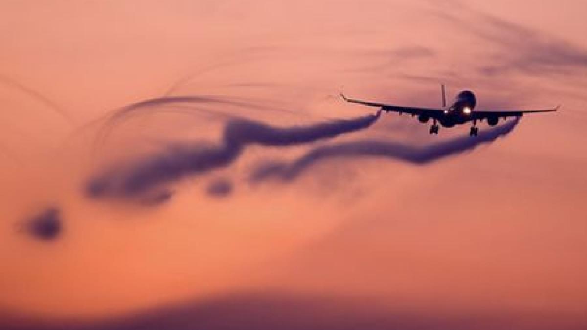 panica la bordul unui avion al companiei turkish airlines o alerta cu bomba i a determinat pe