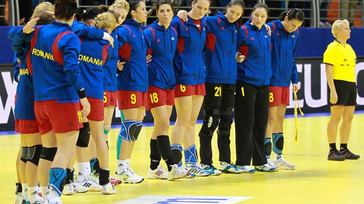 romania a debutat cu o remiza la ce de handbal feminin 21 21 cu rusia dupa ce a condus tot meciul