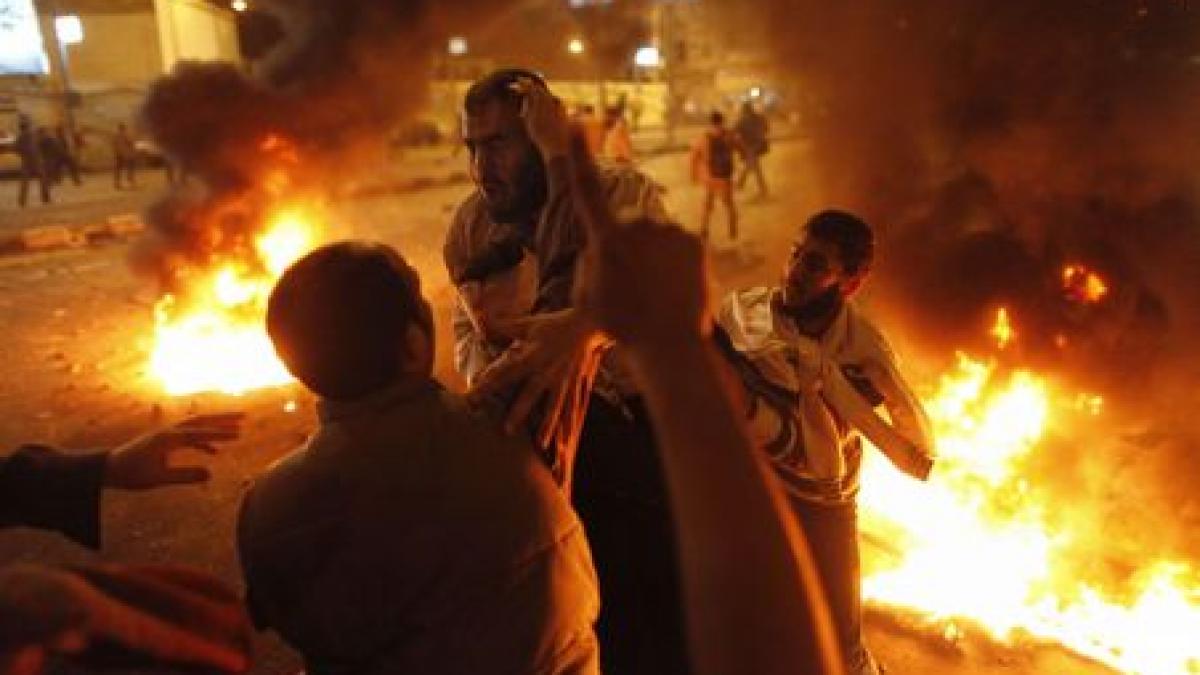 egipt protestatarii anti morsi au incendiat sediul fratiei musulmane din cairo