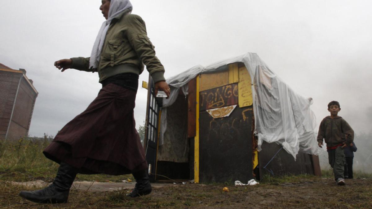 hillary clinton in romania persista spectrul urat al antisemitismului si xenofobiei