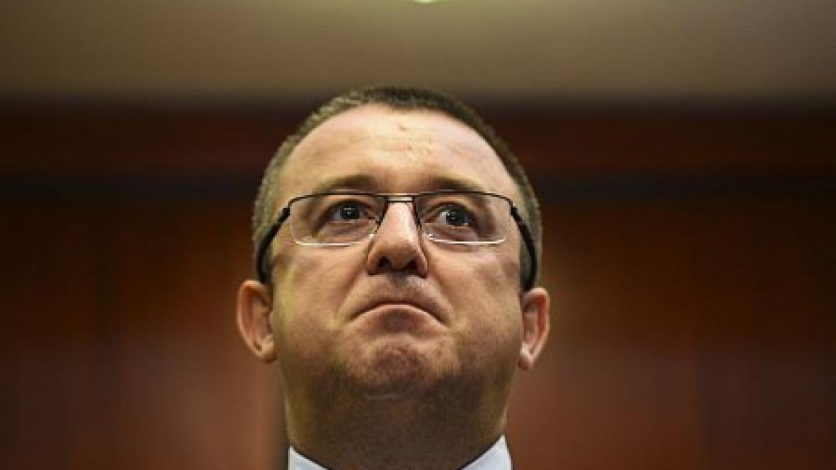 sorin blejnar nu poate parasi tara fostul sef al anaf sustine ca are copilul bolnav si trebuie sa