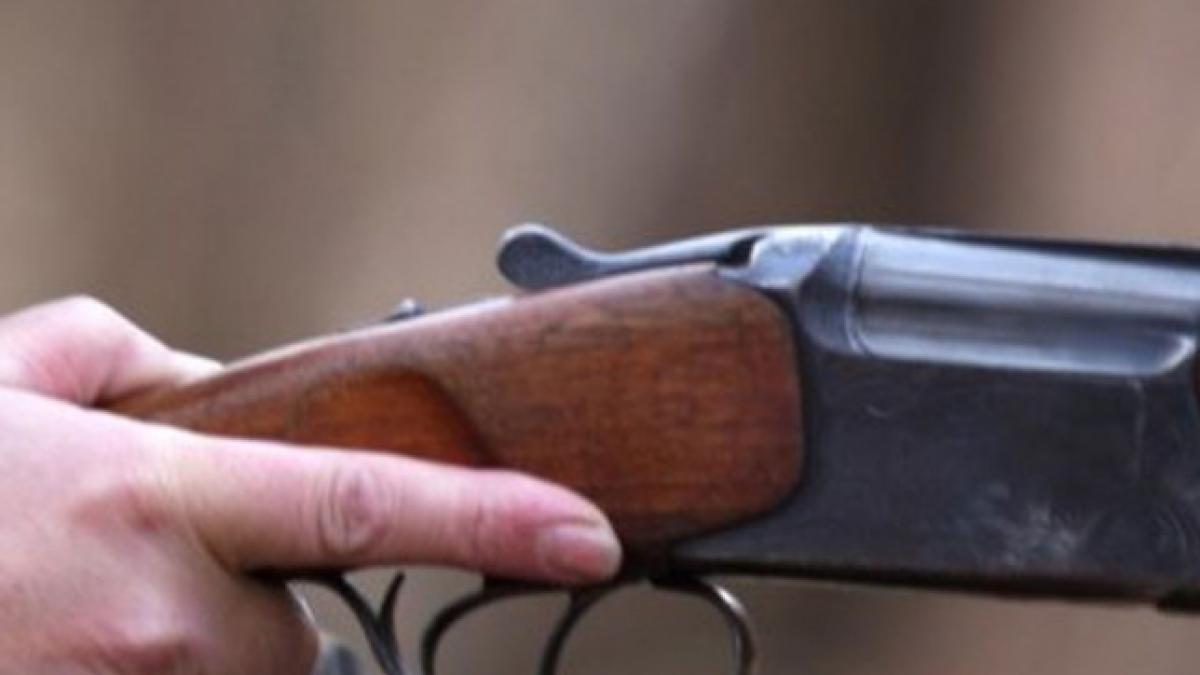 un cetatean francez venit in romania la vanatoare a fost impuscat in piept o ancheta ampla a fost