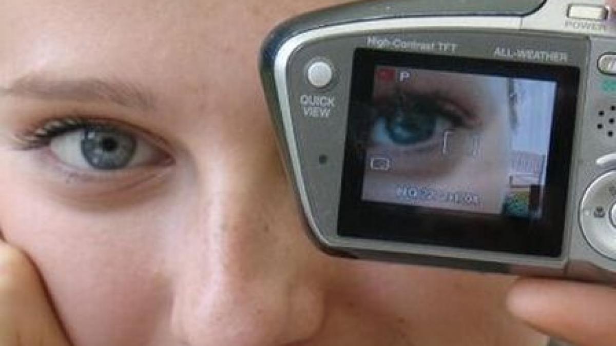 ce se intampla cu pozele tale dupa ce le incarci pe internet oamenii reali din spatele spam ului