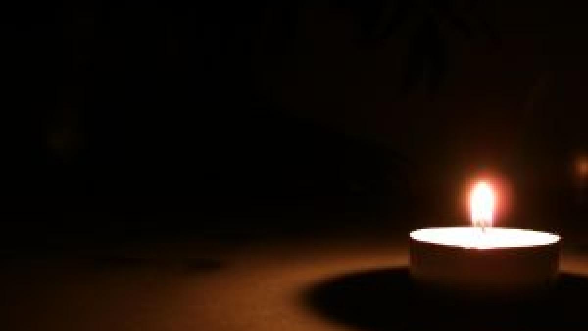 viscolul a lasat mii de oameni in frig si intuneric mai multe scoli au fost inchise