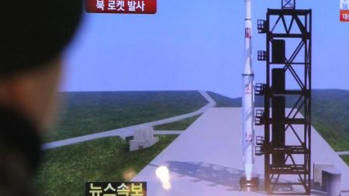 Premierul japonez a avertizat populaţia niponă în legătură cu tirul de rachetă nord-coreean. Vezi ce mesaje a transmis pe Twitter