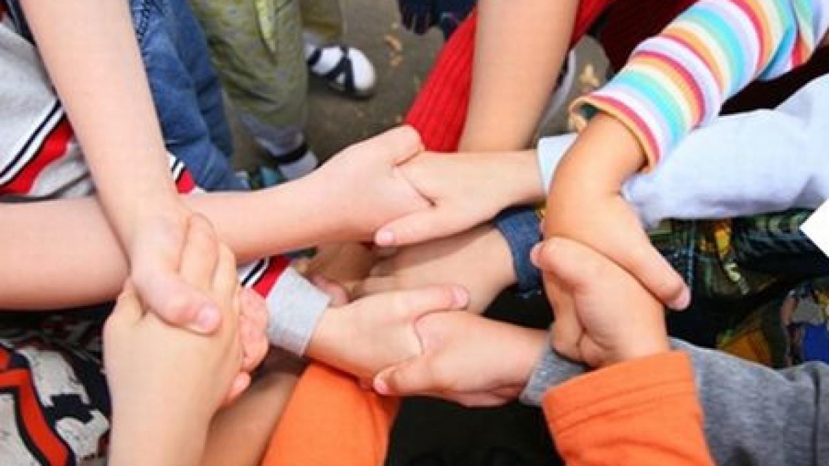 campania copiii nu sunt de vanzare initiata de echipa observatorului a fost premiata