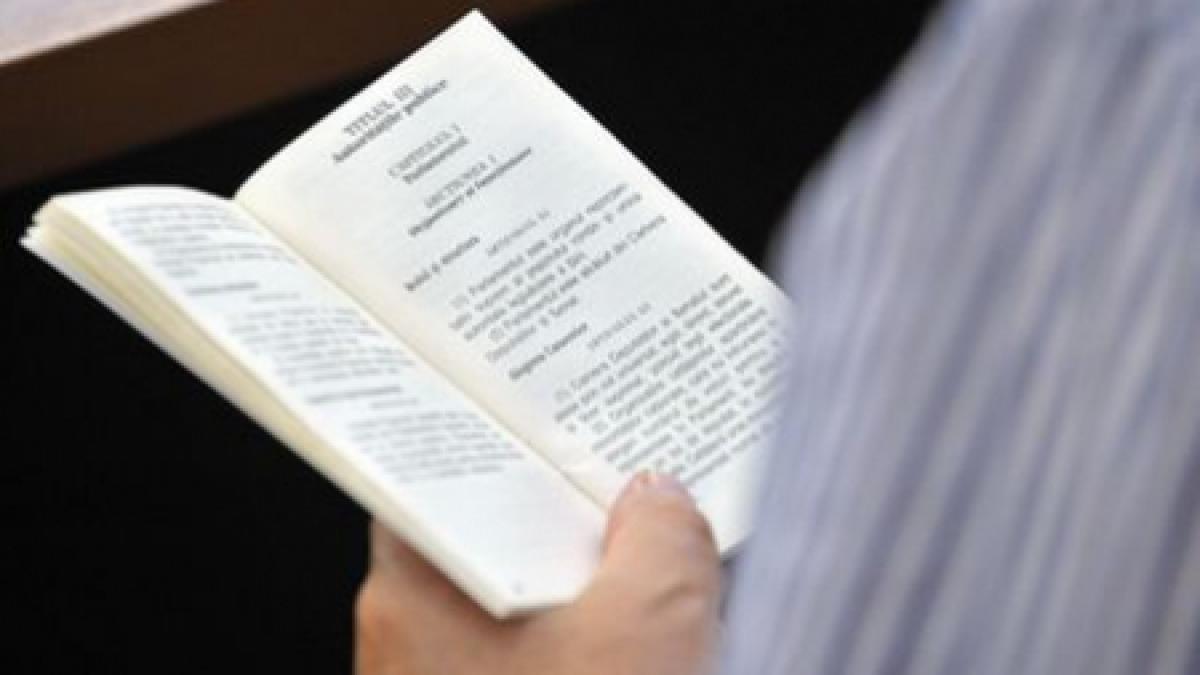 comisia de la venetia a formulat propuneri de revizuire a constitutiei romaniei vezi principalele