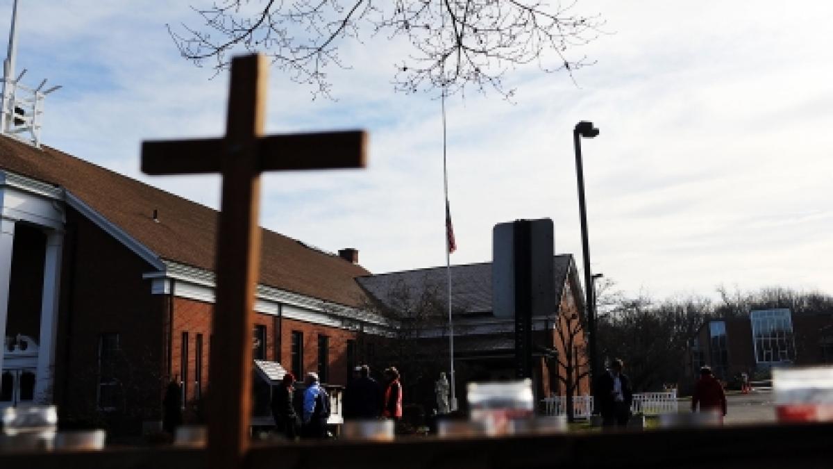 afp incidentul armat din newtown relanseaza eterna dezbatere privind armele in sua