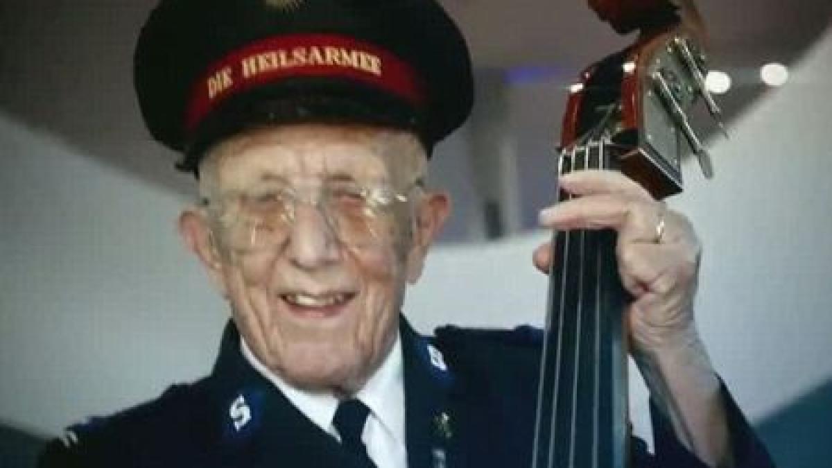 elvetia pariaza pe el la eurovision batranul de 94 de ani vrea sa impresioneze intreaga europa