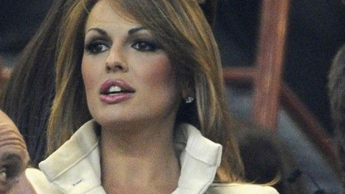 ce a facut aceasta femeie frumoasa in patul unuia din cei mai puternici oameni ai lumii acum ii va