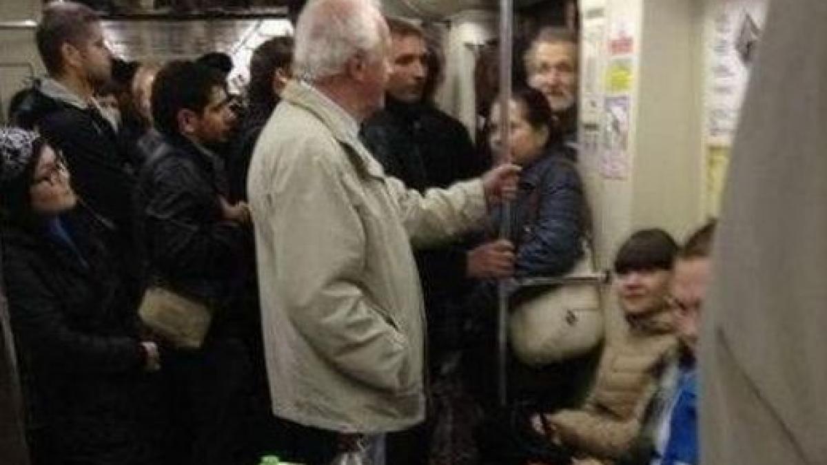 asta s a intamplat in metrou calatorii si au facut cruce si au coborat la prima statie