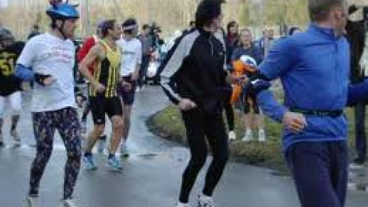 te ai gandit vreodata sa alergi inapoi acesta arde un numar dublu de calorii