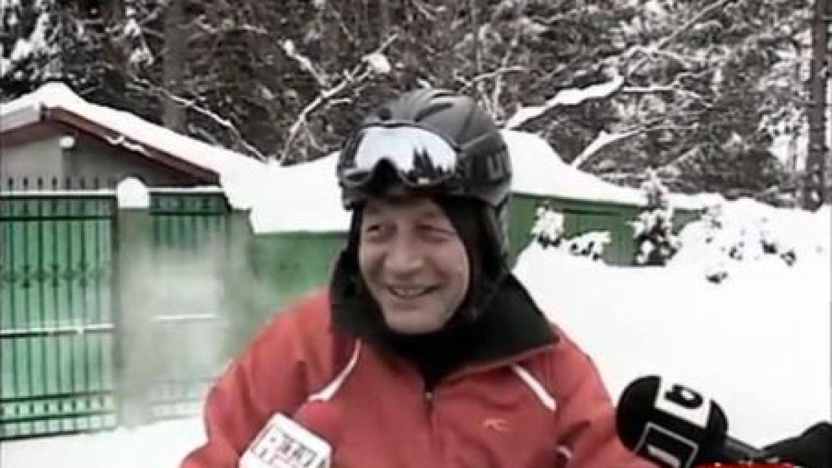 basescu pe snowmobil grijile nu mai sunt la mine sunt la guvern