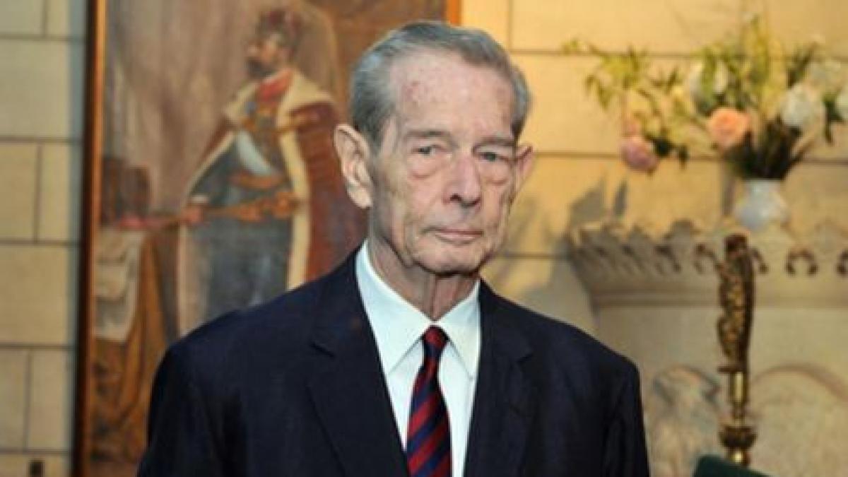 regele mihai i in mesajul de craciun viata noastra publica lasa inca de dorit