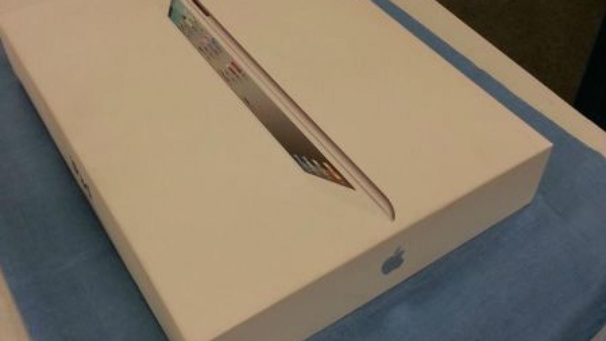 a crezut ca primeste un ipad de craciun ce a gasit cand a deschis cutia i a schimbat viata pentru