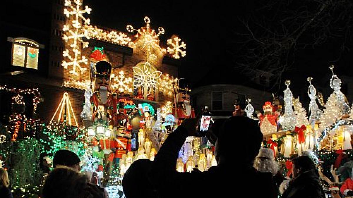 cum celebreaza oamenii nasterea lui iisus fotoreportaj cu sarbatoarea craciunului in intreaga lume