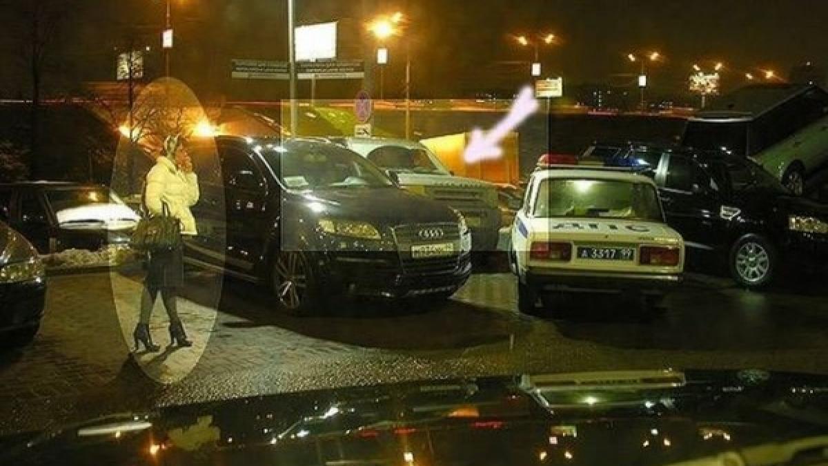 n o sa iti vina sa crezi ce a facut soferita asta in parcarea unui mall ea plecase la shopping