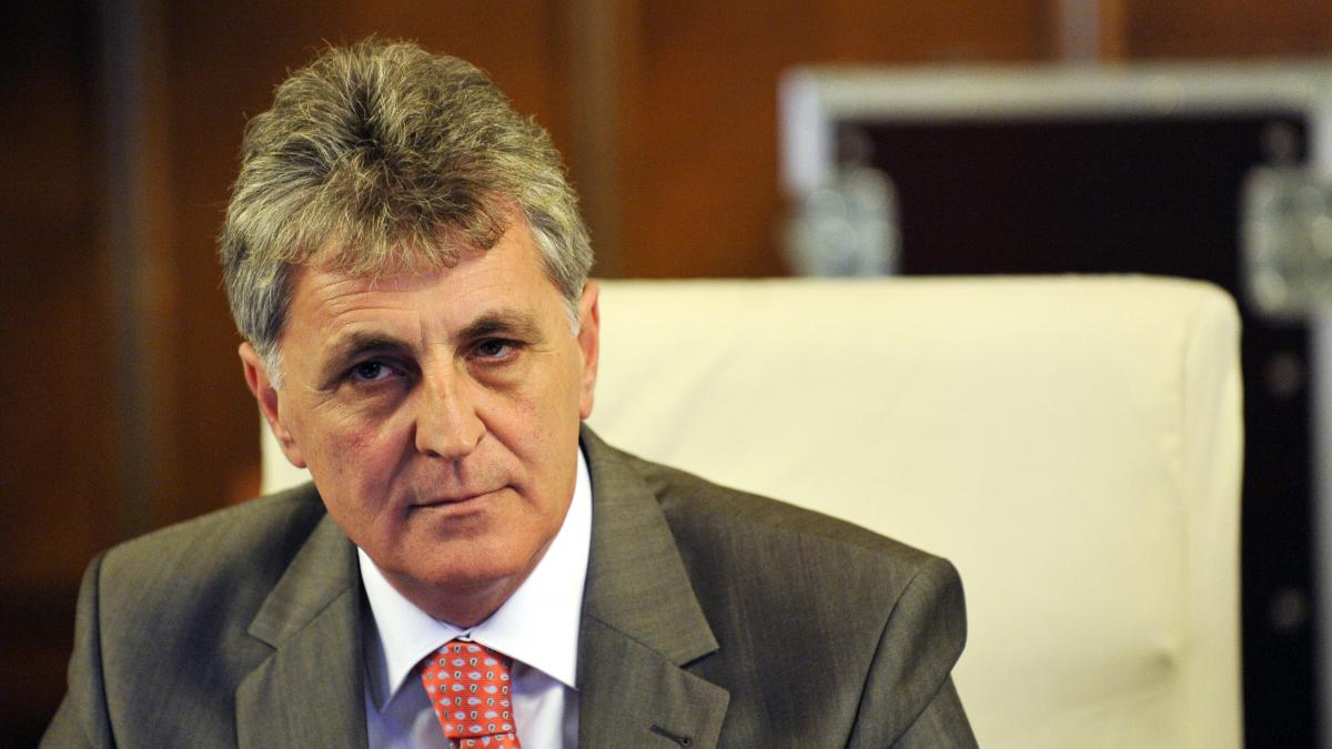 declaratia ministrului apararii privitoare la craciunul din acest an intram in normalitate