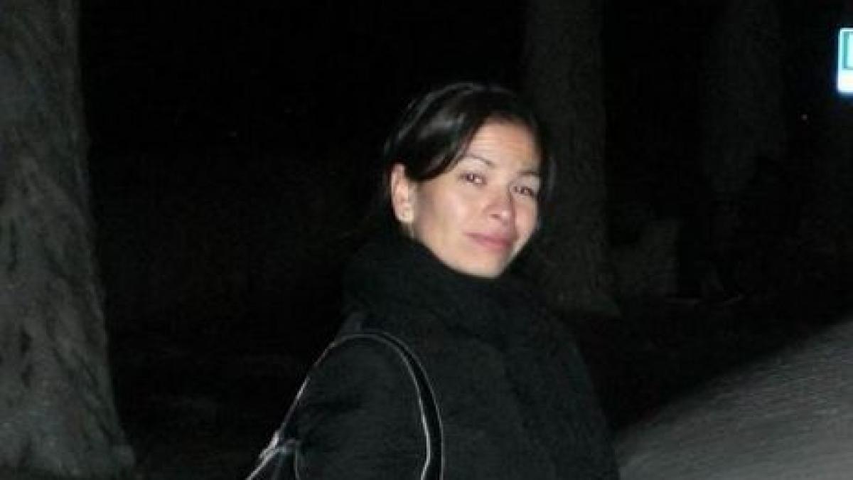 nu le a venit sa creada cand au vazut ce face femeia asta afara in miez de noapte era chiar langa