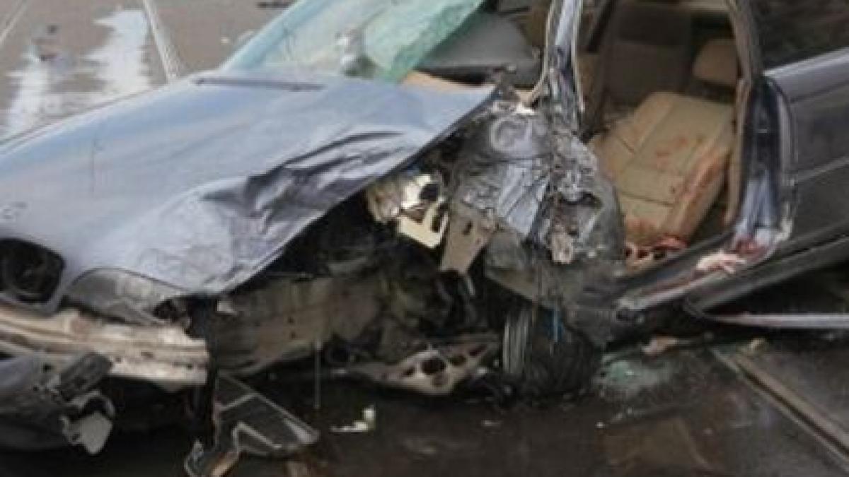 zeci de accidente rutiere soldate cu 13 morti au avut loc in perioada revelionului