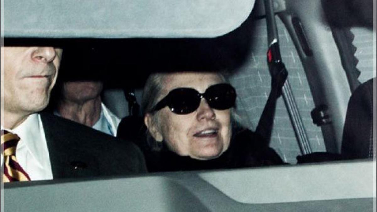 hillary clinton externata din spital care este declaratia medicilor privind starea ei de sanatate