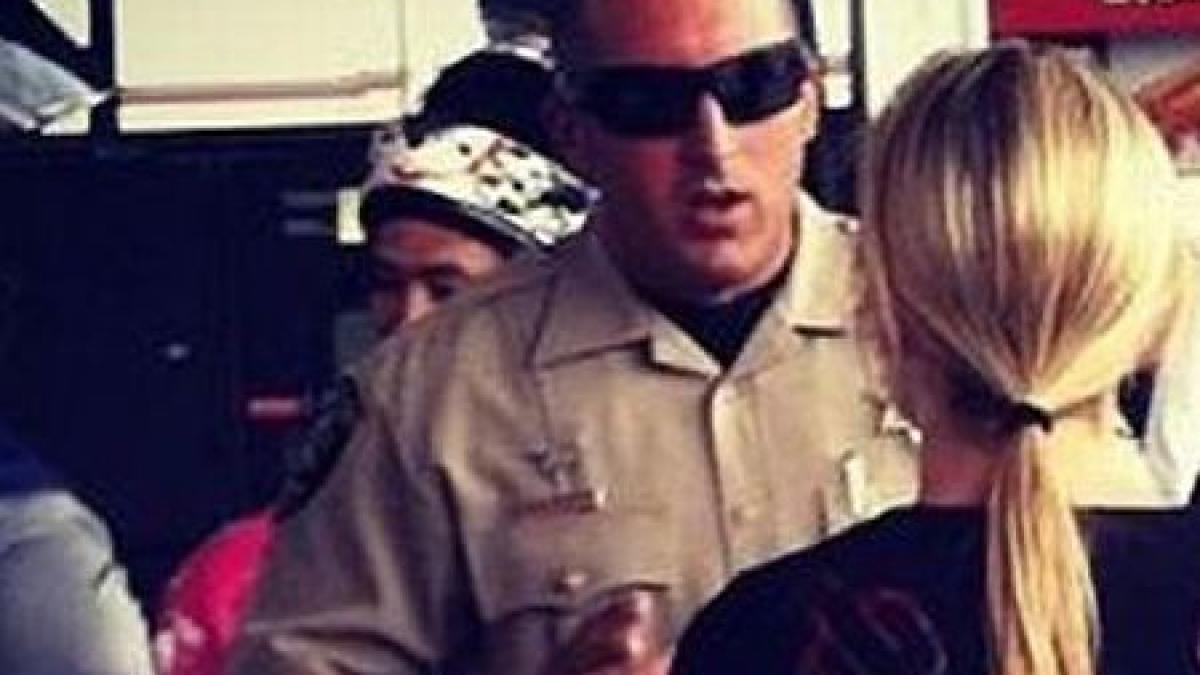 nimeni nu credea ca are curajul sa faca asta ce scria pe tricoul ei cand statea fata in fata cu