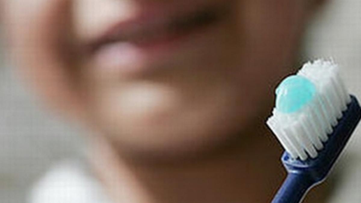 suntem cea mai neingrijita tara din ue 20 din romani nu s au spalat niciodata pe dinti