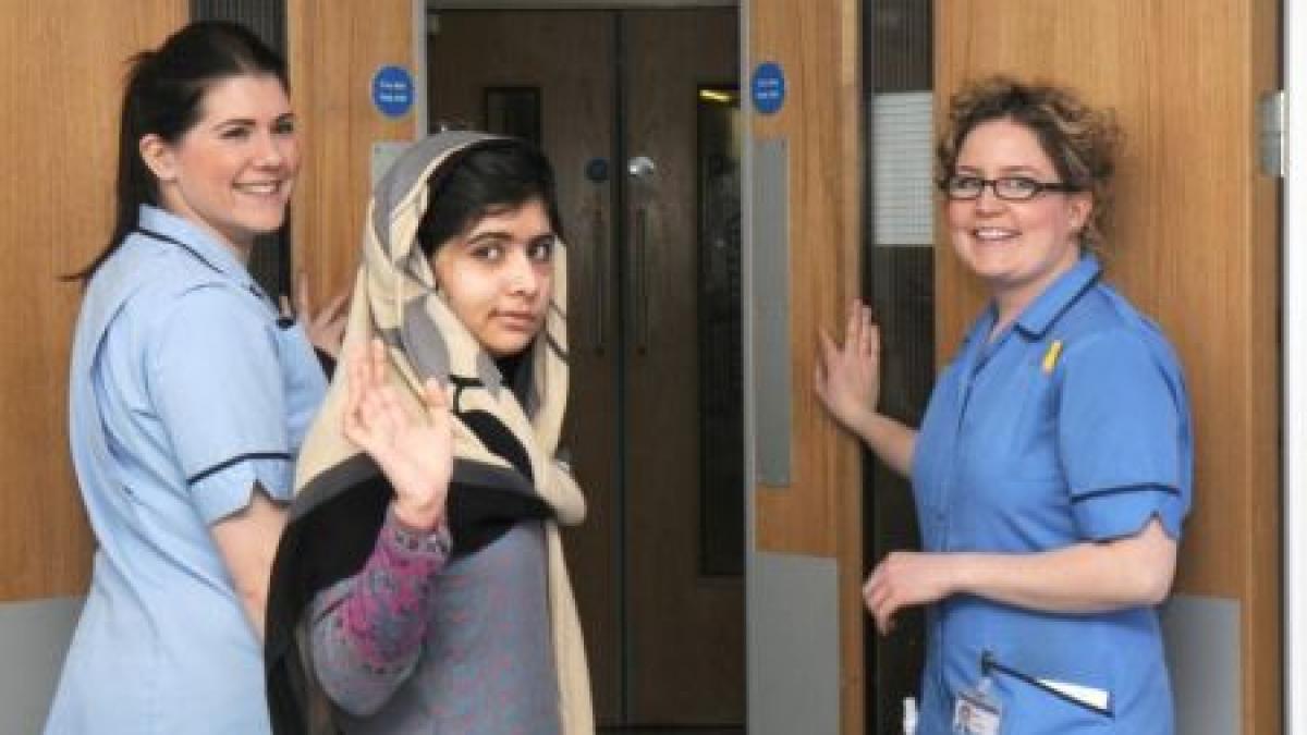 a trecut cu bine prin cea mai grea incercare din viata ei malala tanara impuscata in cap de