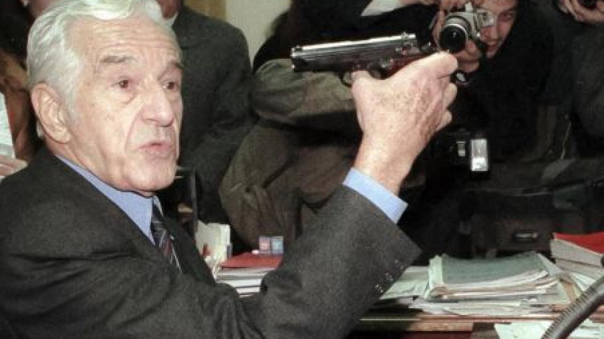 dorinta lui sergiu nicolaescu de a fi incinerat a aparut chiar si in filmele sale vezi replicile