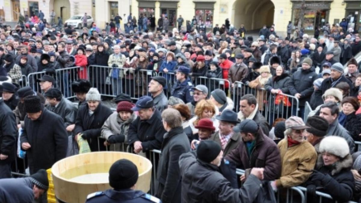 peste o mie de persoane au participat la sjulba de boboteaza de la drobeta turnu severin