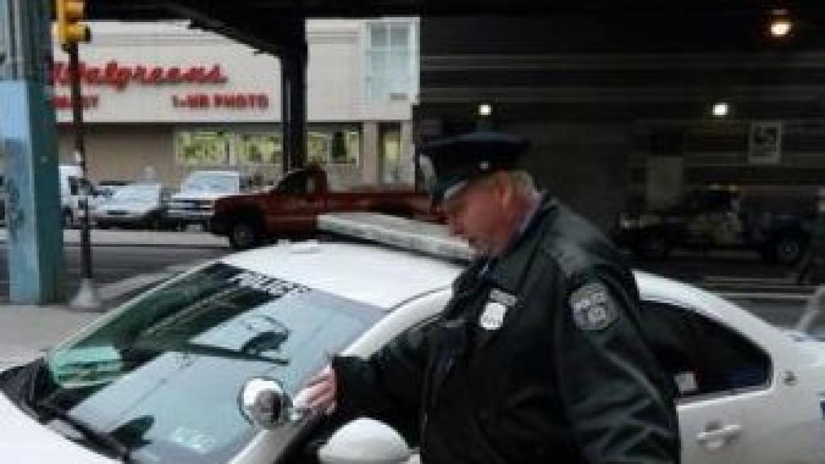 ca n filmele cu p politisti ce au patit acesti ofiteri in plina strada e de a dreptul hilar