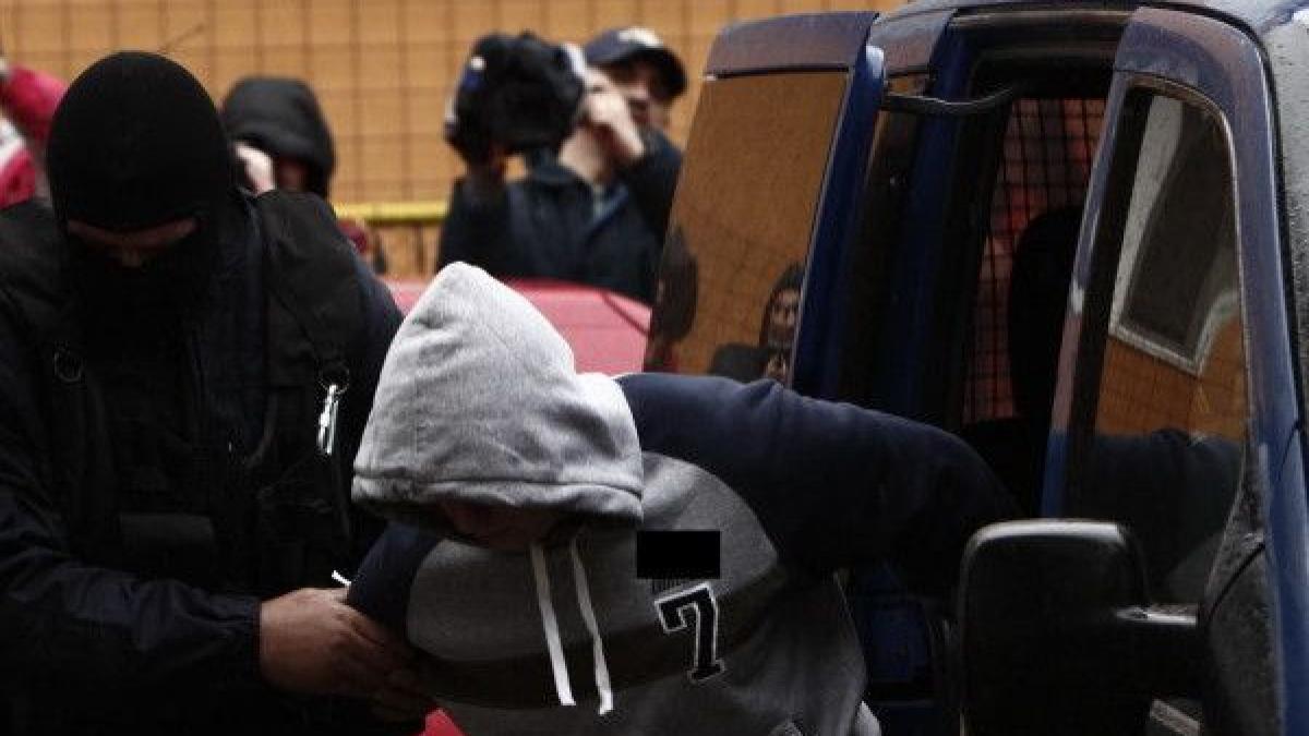 numai intr un an hackerii romani au furat 1 miliard de dolari din conturile americanilor cei mai