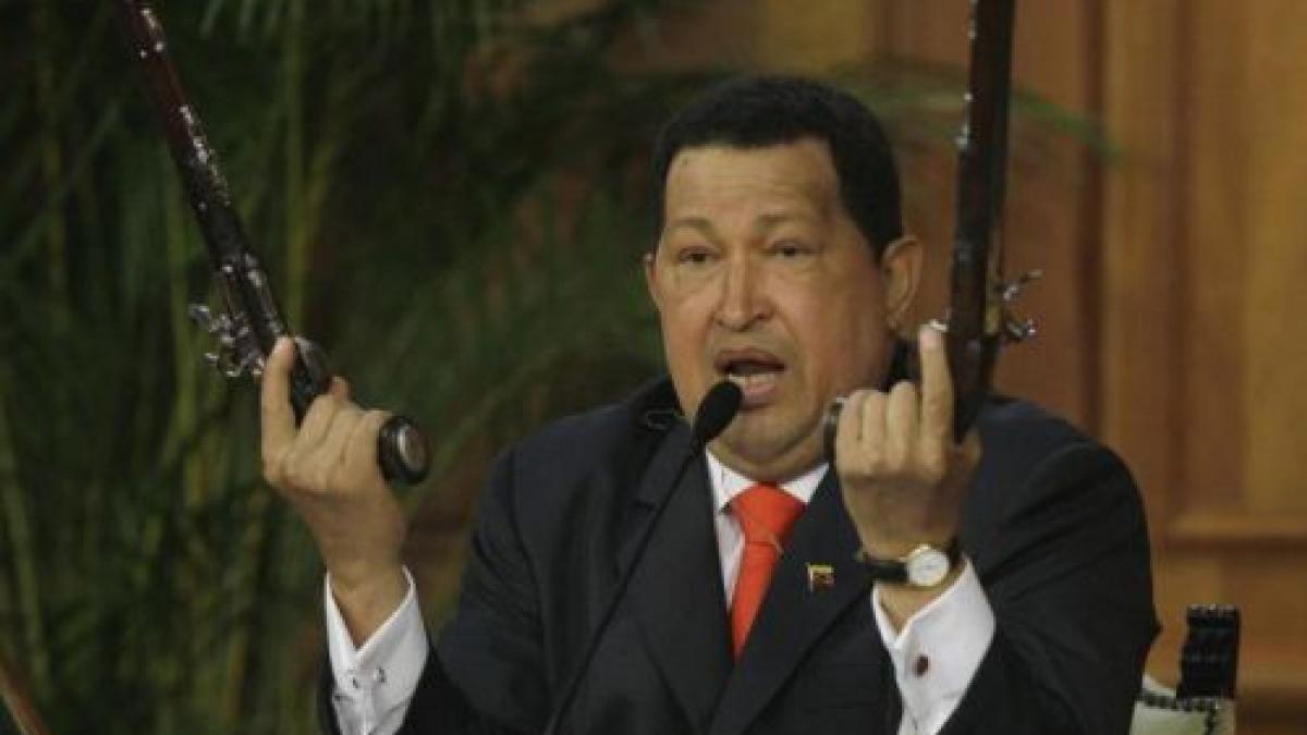venezuela a amanat festivitatea depunerii juramantului de catre hugo chavez