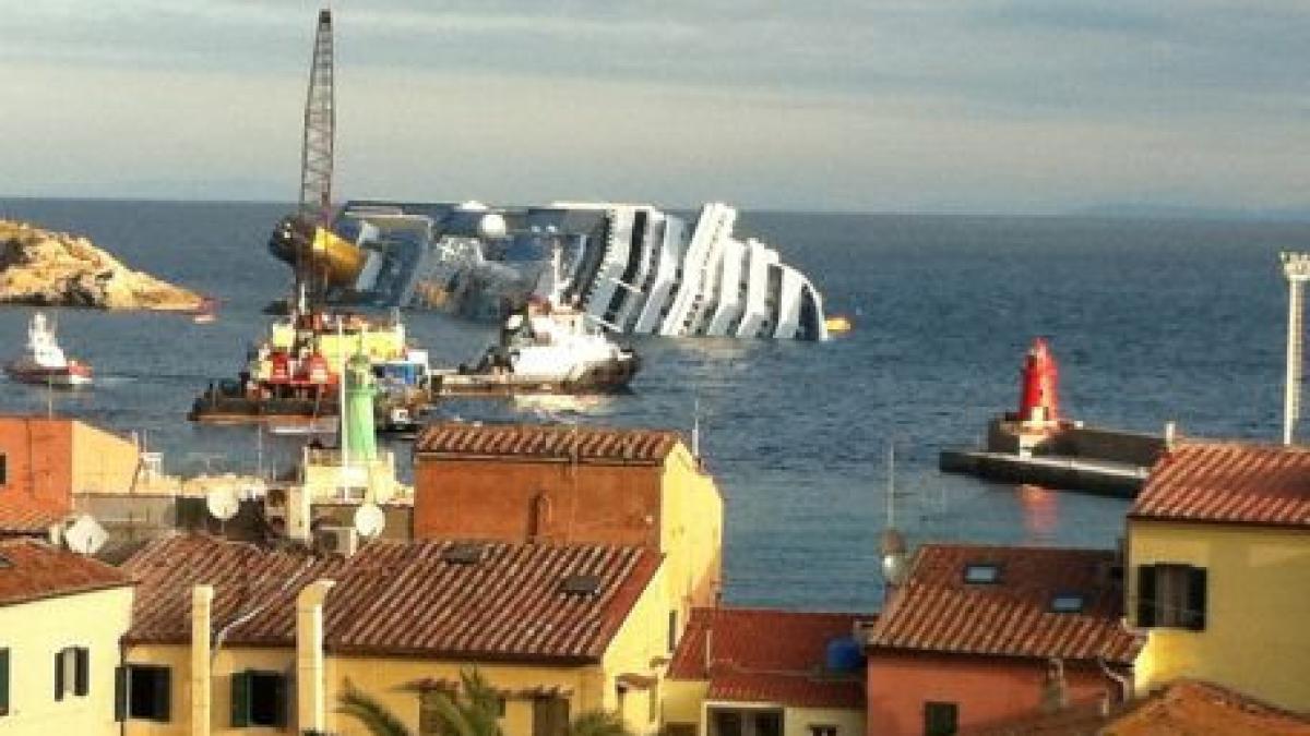 epava navei costa concordia va fi ridicata cel mai tarziu in luna septembrie