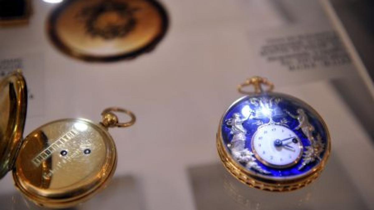 un barbat care a furat ceasuri de colectie in valoare de 12 000 de lei arestat preventiv